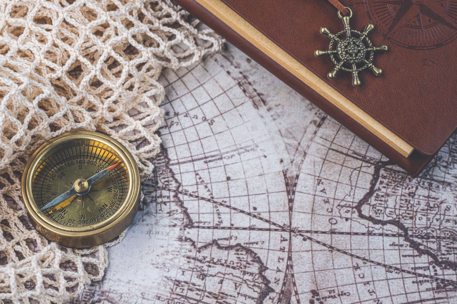 Custom itinerary notebook with map